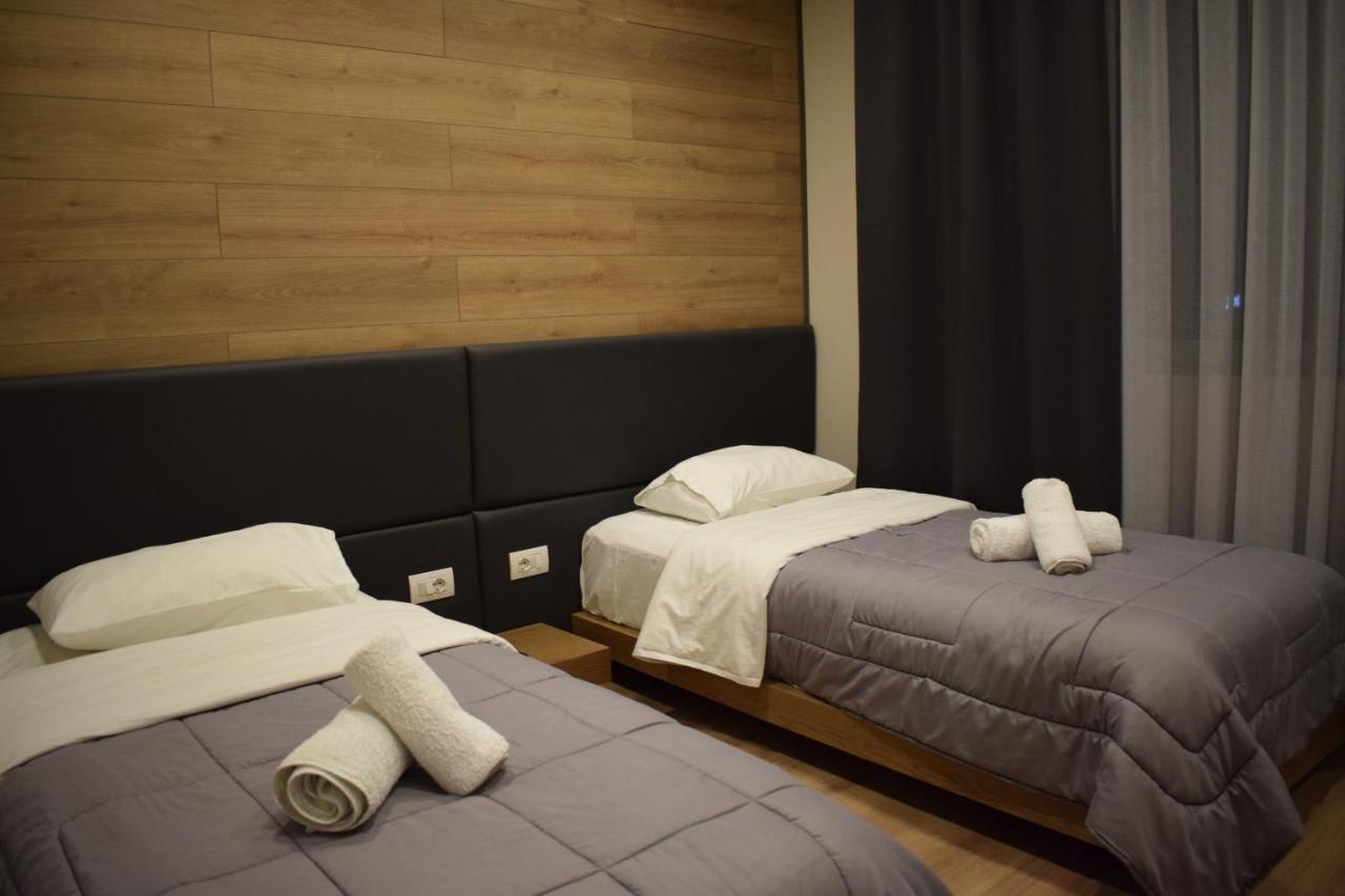 Bluepoint Hotel Tepelene Екстериор снимка